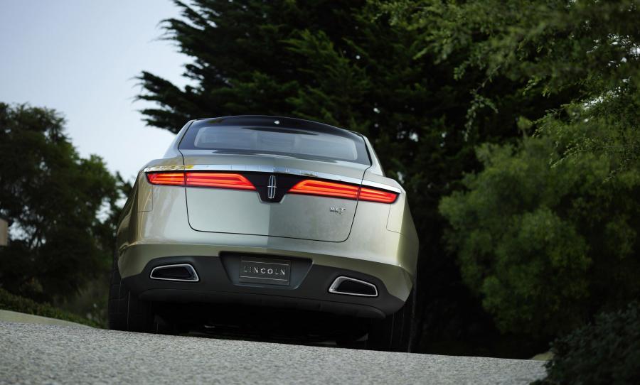  Lincoln MK9 Concept 2001 года  (фото 40 из 82)